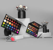 Load image into Gallery viewer, MORPHE X JAMES CHARLES THE EYE BRUSH SET